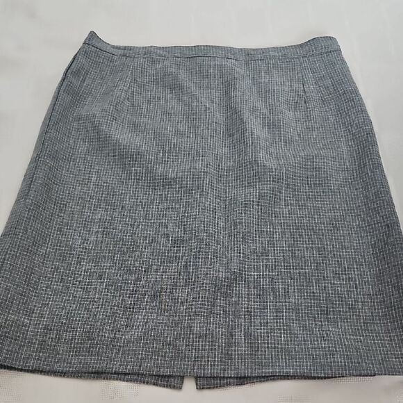 Gray Mini Pencil Skirt for Work - Picture 3 of 16